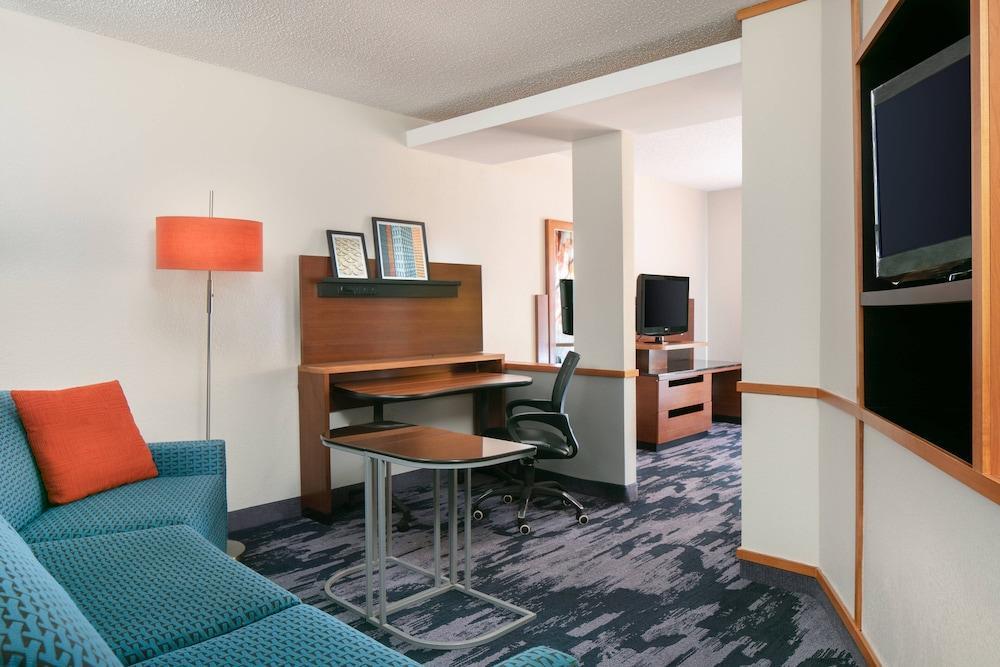 Fairfield Inn & Suites By Marriott Tulsa Central Екстериор снимка