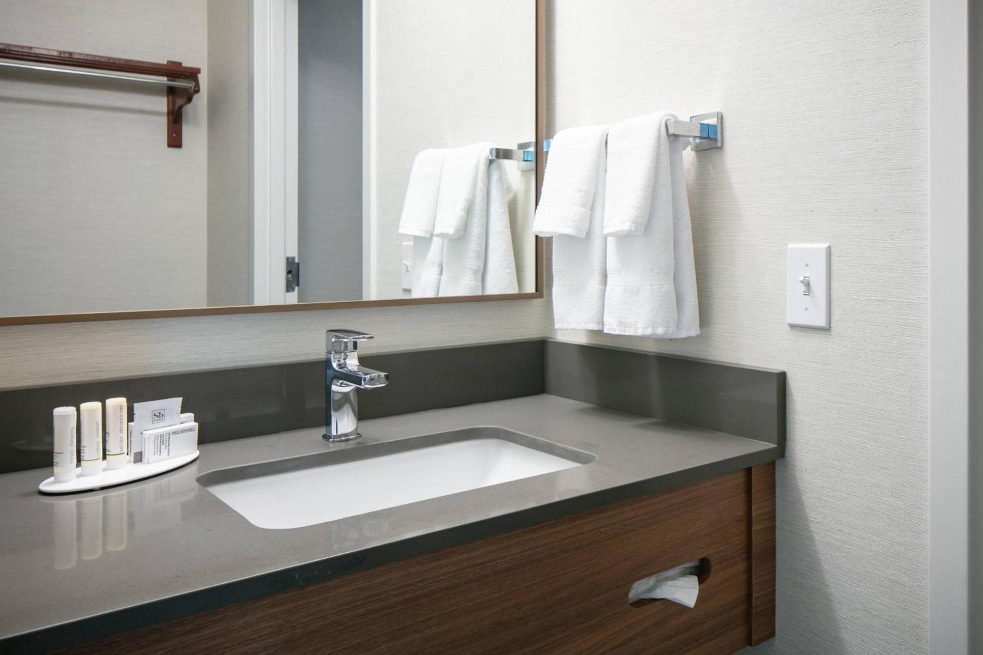 Fairfield Inn & Suites By Marriott Tulsa Central Екстериор снимка