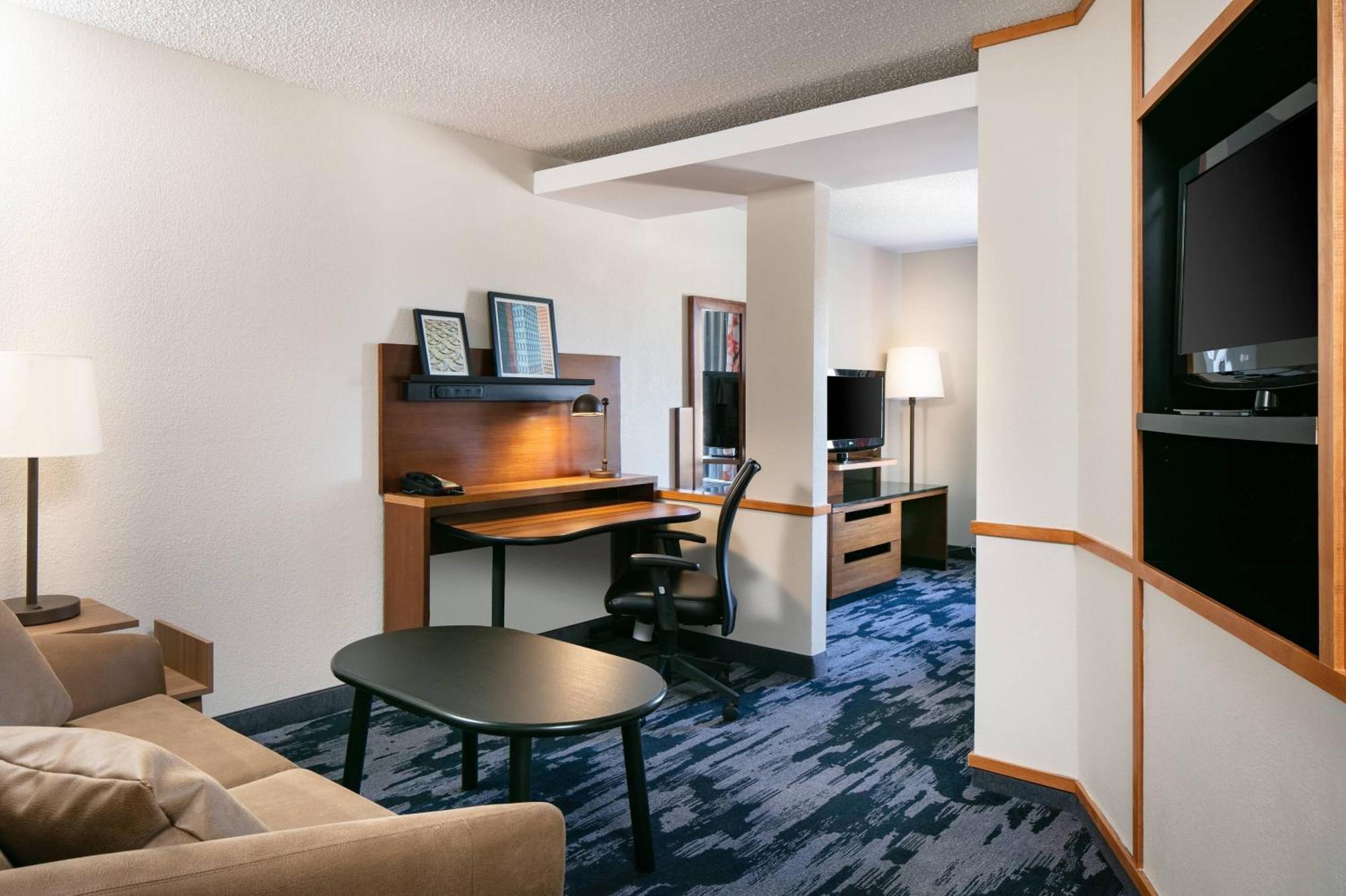 Fairfield Inn & Suites By Marriott Tulsa Central Екстериор снимка